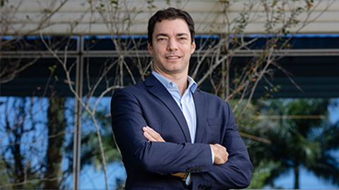 Esteban Gully - Diretor de Finanças